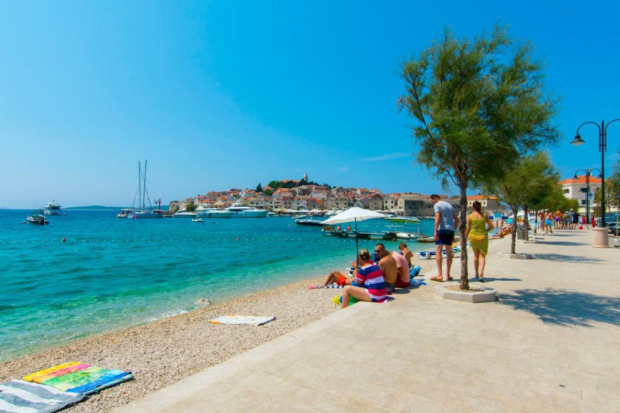 Apartments Mare Primošten Exterior foto